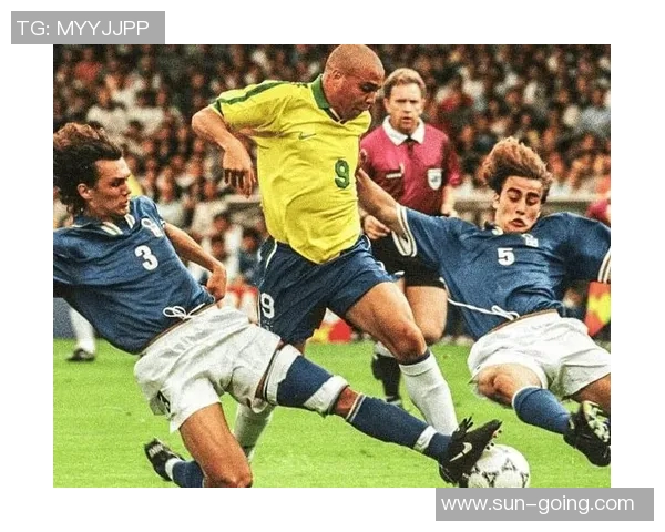 足球场上的完美执行揭秘罗纳尔多进球技艺的奥秘与技巧分析